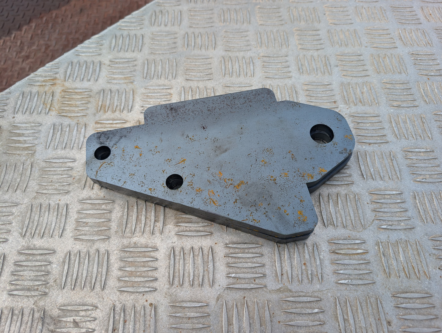 Gq/Gu rear bar plates